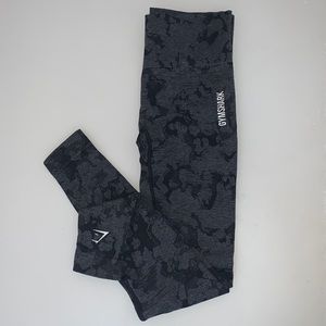 Adapt Camo Seamless Leggings | Black